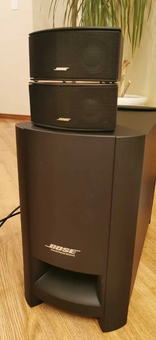 Bose Cinemate GS Series II Speaker System - $70 in Speakers in Calgary - Image 8