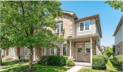 3 rooms + 2.5 bathrooms Townhouse