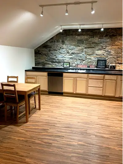 Amazing 1 bedroom apartment in Uptown