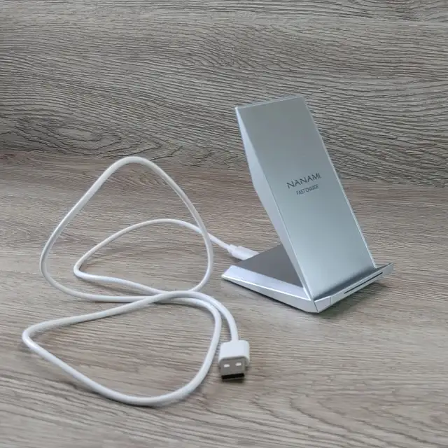 Fast Wireless Charger NANAMI 10W Qi Wireless Charging Stand -NEW in Cell Phone Accessories in City of Toronto - Image 3