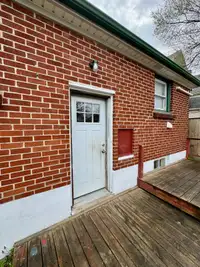 2 Beds 1 Bath House in London, ON