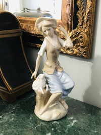 Casades Spain porcelain figurine 11.25” tall