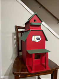 Bird house/bird feeder