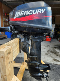 2002 Mercury 15 hp 2-Stroke Outboard Motor