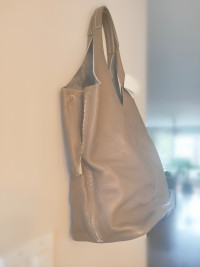 Genuine Leather Zenith Ladies Handbag 12" x 15" x 3"