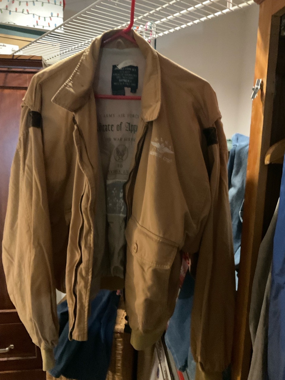 Avirex, Avirex Flight jacket Large excellent condition!