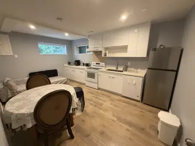 Newly renovated basement Studio Apartment with full kitchen, double bed, and dining table. Shared ba...