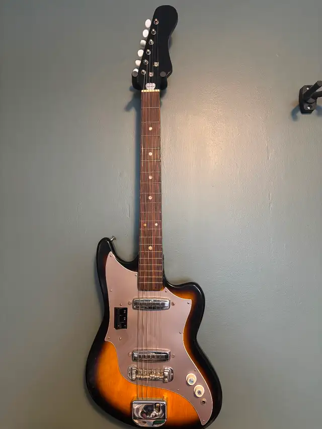 Vintage Japanese Electric Guitars in Guitars in Barrie - Image 2