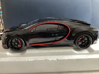 2017 BUGATTI CHIRON – 1/18 DIECAST CAR, View more