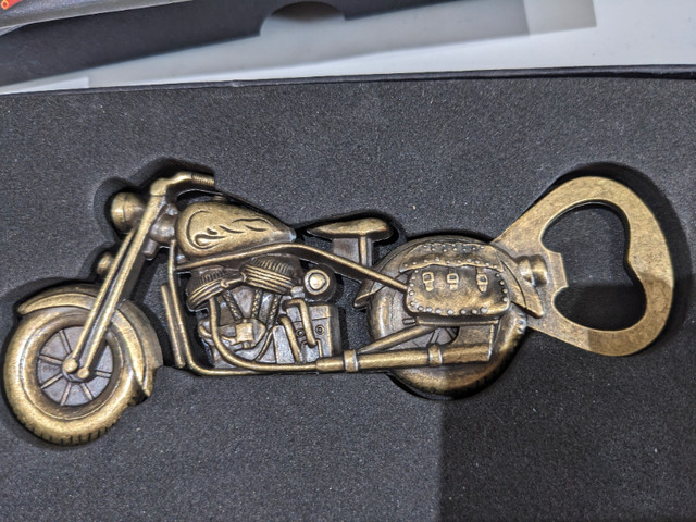 Brandnew in box Harley Davidson motorcycle bottle opener in Arts & Collectibles in City of Toronto - Image 3