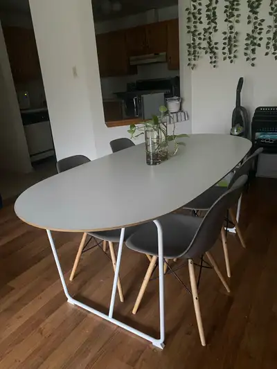 Modern Dining Table + 4 Structube Chairs, View more
