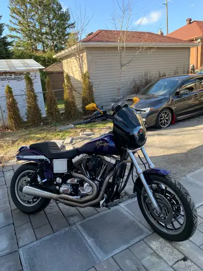 Dyna is has a lot of upgraded parts including: Bassani 2-1 exhaust Saddlemen seat Shinko 777 tires K...