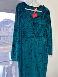 New Green Velvett straight dress Xl size 