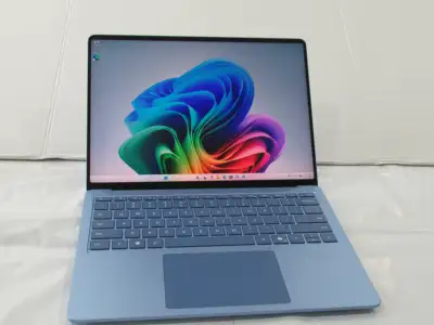 MS Surface Laptop Snapdragon X Elite 13" 16gb ram 512ssd Win 11, View more