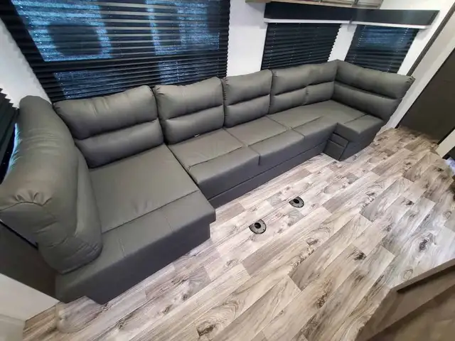 2023 KZ-Sport Trek ST333VIK in Travel Trailers & Campers in Regina - Image 5