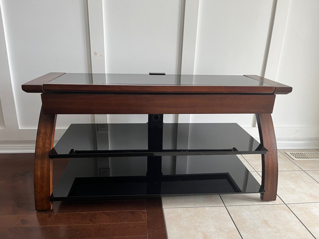 TV table/stand Entertainment 3in 1 console  in TV Tables & Entertainment Units in Ottawa - Image 2