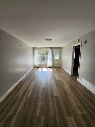 Bright ☀️ 1 bed Main floor, up 5-6 steps Rent includes-hydro, water, heat shared laundry, snow remov...