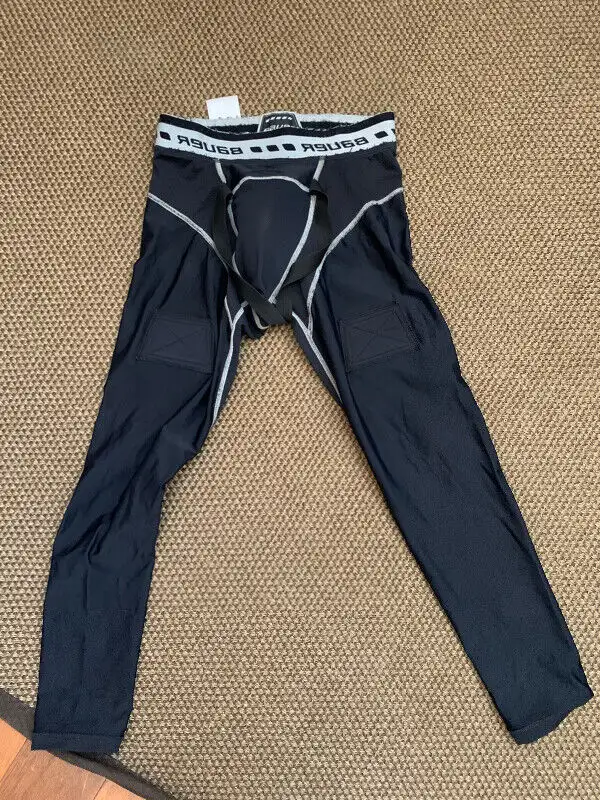 Assortment of Youth Hockey Equipment in Hockey in Markham / York Region - Image 10