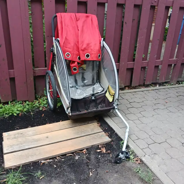 Remorque de vélo bell in Other in Longueuil / South Shore - Image 3