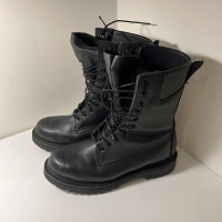 STC Gore-Tex Boots