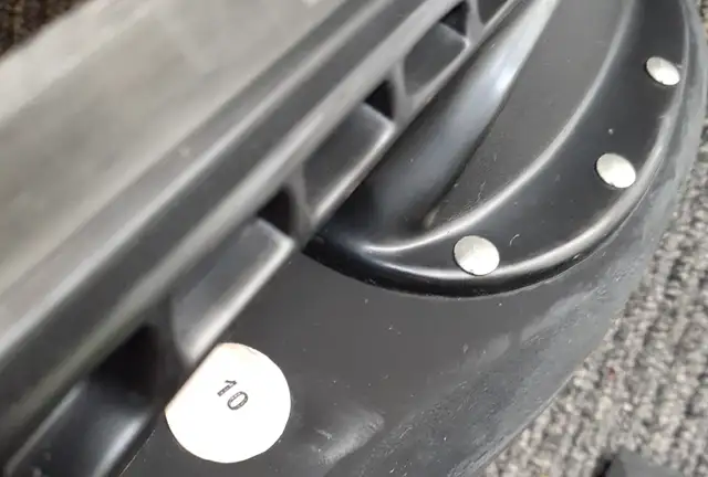 VINTAGE 1980's LANGE Molded Men's Ice Hockey Skates -Size 10 in Skates & Blades in Winnipeg - Image 5