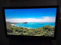Toshiba Regza 52 inch LCD TV