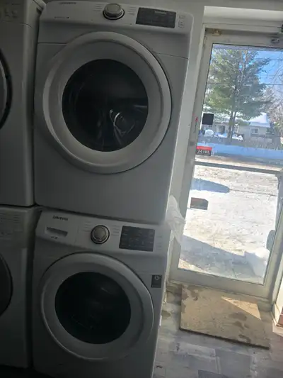 LAVEUSE SÉCHEUSE FRONTAL SAMSUNG HE ÉNERGIE GRANDE CAPACITÉ FONCTIONNE TRÈS BIEN PEUT LIVRÉ 514 701...