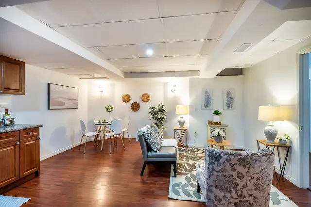 NORTH OSHAWA BASEMENT APARTMENT $1250 + utilities in Long Term Rentals in Oshawa / Durham Region - Image 3