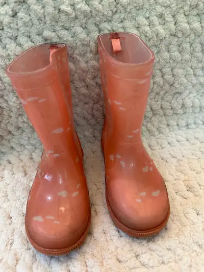 Toddler Girl’s Size 8 tall rain rubber boots, View more