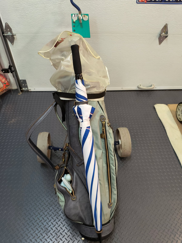 ensemble complet pour le golf pour gaucher dans Golf  à Ville de Québec - Image 2