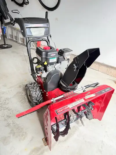 Selling a well-maintained Craftsman 800/24 two-stage snowblower, powered by a reliable Briggs & Stra...