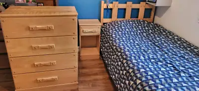 Mobilier chambre lit simple en bois érable, Voir plus