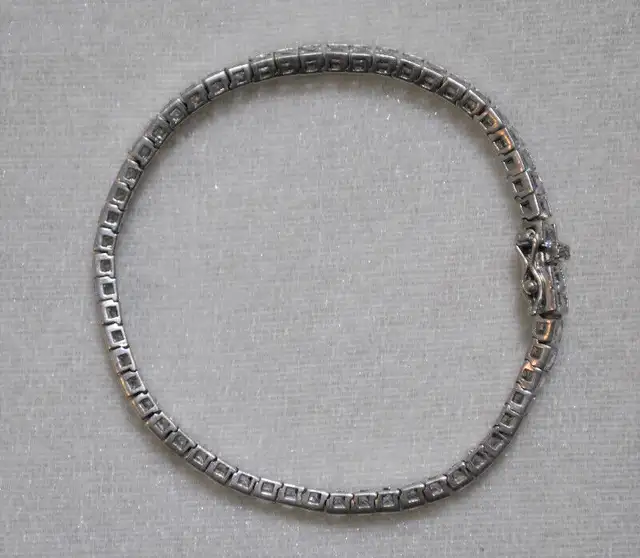 SILVER TENNIS BRACELET in Jewellery & Watches in Ottawa - Image 5