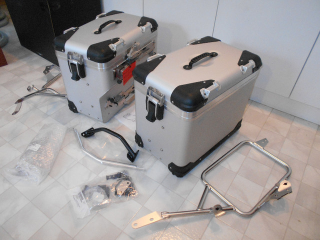 Ducati Performance Multistrada 1200 Enduro Aluminum Panniers in Motorcycle Parts & Accessories in Barrie - Image 2