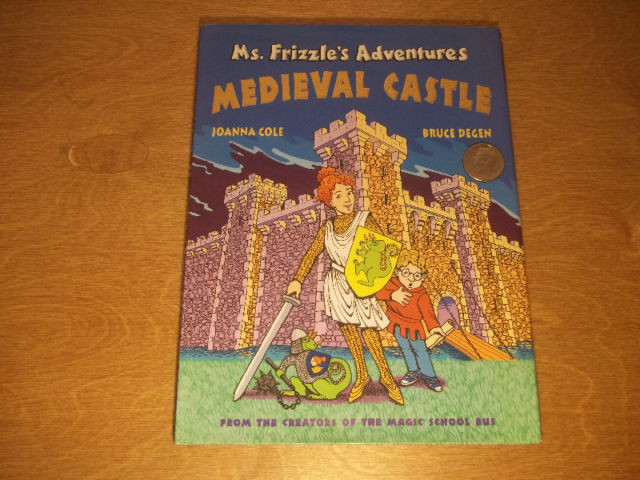 Ms.Frizzle's adventures medieval castle dans Livres jeunesse et ados  à Ville de Montréal