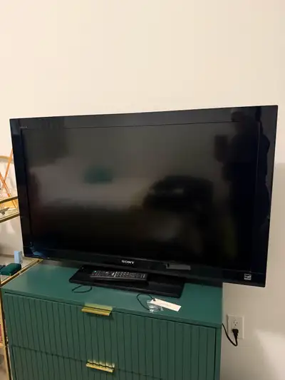 Sony TV - 35”x20” , View more