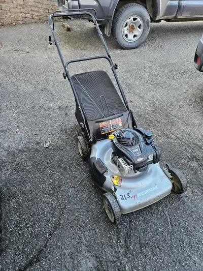 1 tondeuse Murray 550e,  21.5po B&S 140cc, View more