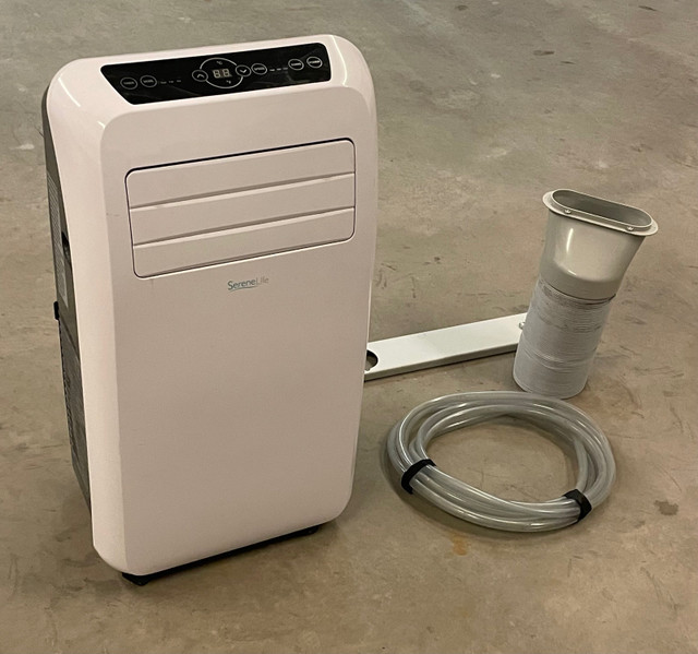 Portable air conditioner / dehumidifier  in Heaters, Humidifiers & Dehumidifiers in Bedford