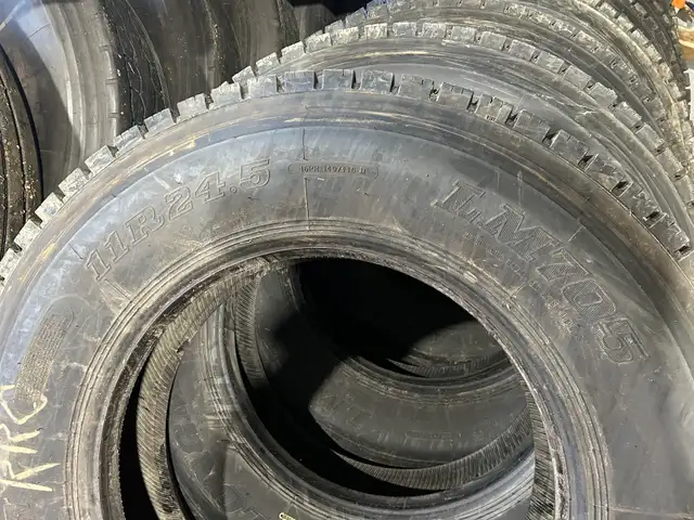 Transport 8 winter tires  11R 24.5 in Tires & Rims in Bathurst - Image 3