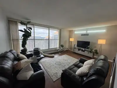 Private Room Available for Rent – Downtown Calgary - pref A private room is available in a 2-bedroom...