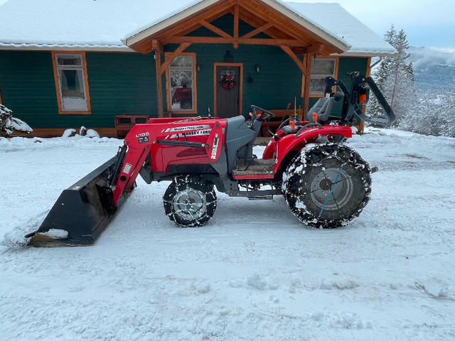 Acreage Tractor in Farming Equipment in Vernon