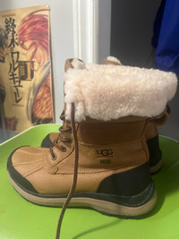 Ugg boots woman size 7