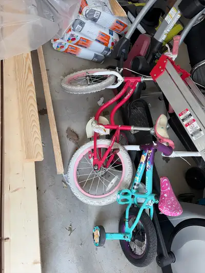 Huffy and Kent Children's Bicycles and doll house, View more