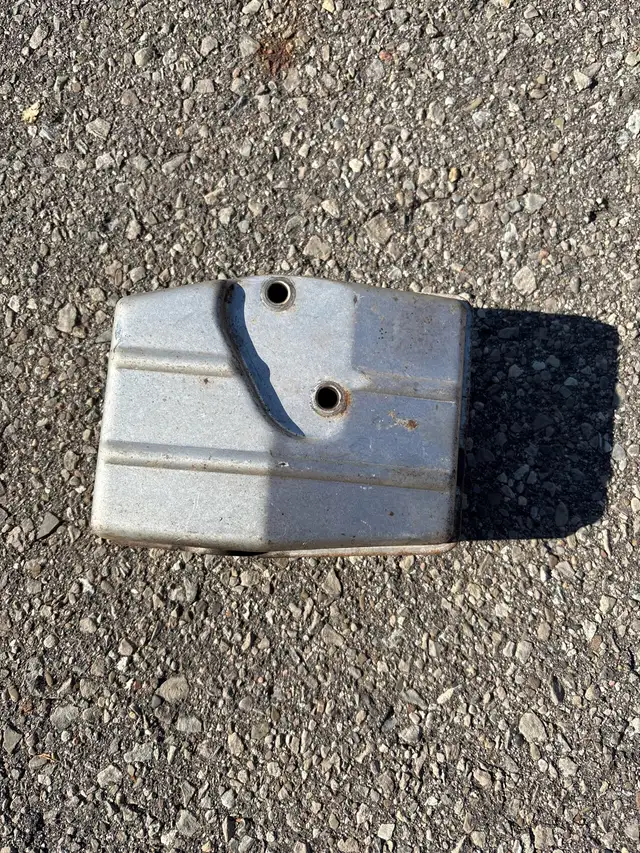 Parts .Toro CCR 2450 snow blower in Snowblowers in Mississauga / Peel Region - Image 4