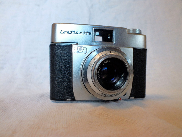 Working Zeiss Ikon Continette 35mm FILM camera, Excellent in Cameras & Camcorders in St. Catharines