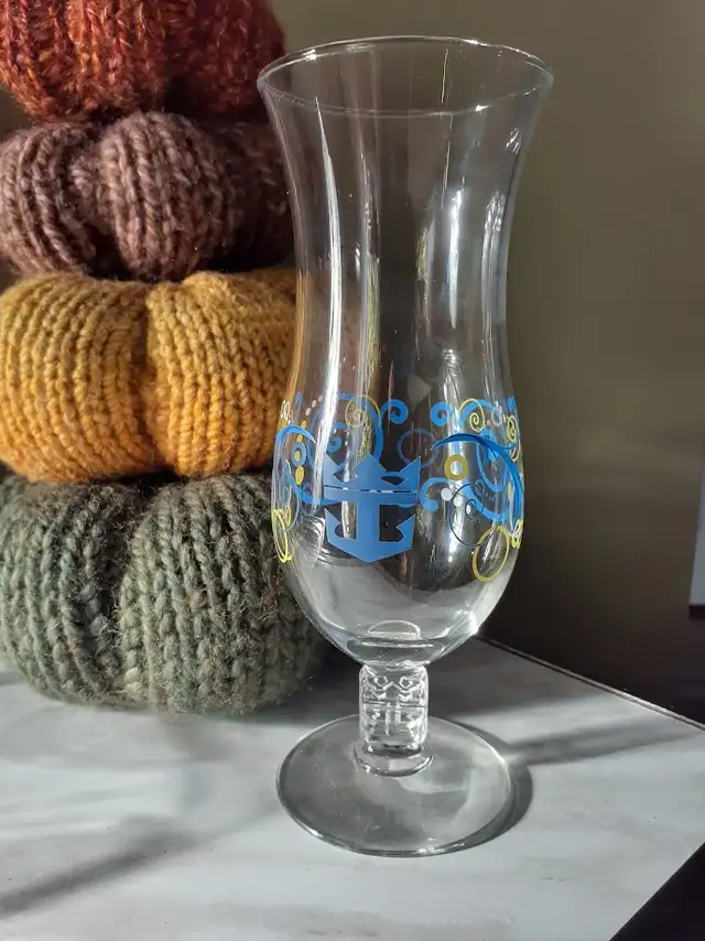 12 Cocktail Glasses64319063601666122