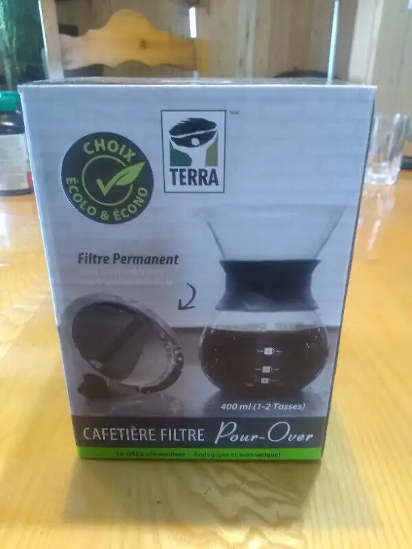CAFETIÈRE TERRA POUR-OVER 1-2 TASSES in Kitchen & Dining Wares in Thetford Mines - Image 2