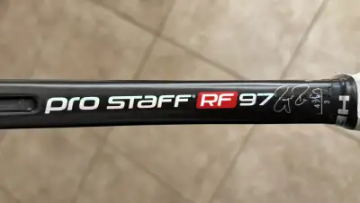 Wilson Pro Staff RF97 Autograph v10 Grip 4 3/8, View more