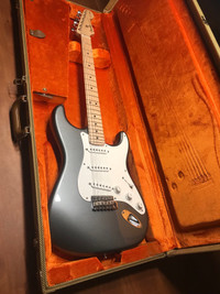 (Pending)2012 Fender Stratocaster Eric Clapton signature model 