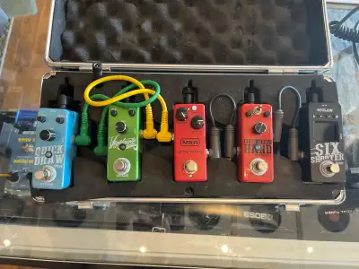 Mixed Pedal Board & Case Package-used, View more